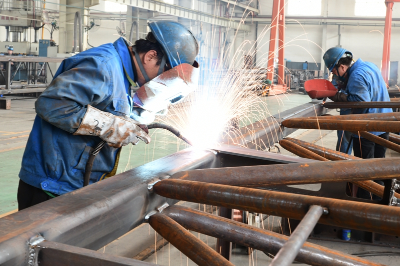 2021年5月七，陜建機股份舉辦為期6個月的“學(xué)黨史建功‘十四五’ 開新局奮進新征程”為主題的勞動競賽1_副本.jpg